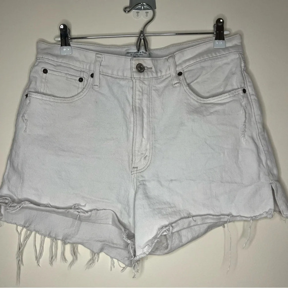 A+F The 4” Mom Short High Rise Off White Denim Shorts - Picture 4 of 12